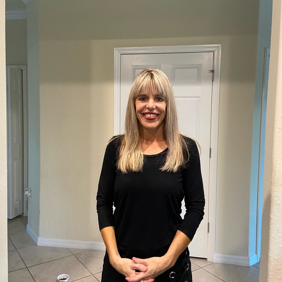 Meet your Posher, Joy - Picture 3 of 4